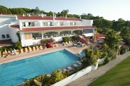 Barringtons Centro Desportivo Vale Do Lobo 阿尔曼萨